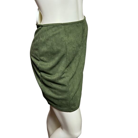 Windsor Green Suede-Like High-Waisted Skirt - Size L - Picture 2 of 10